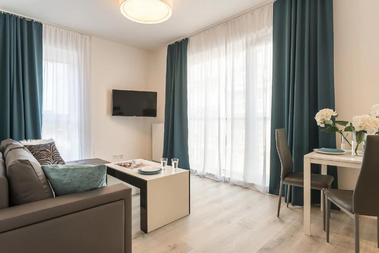 Absyntapart Market Square Apartment *